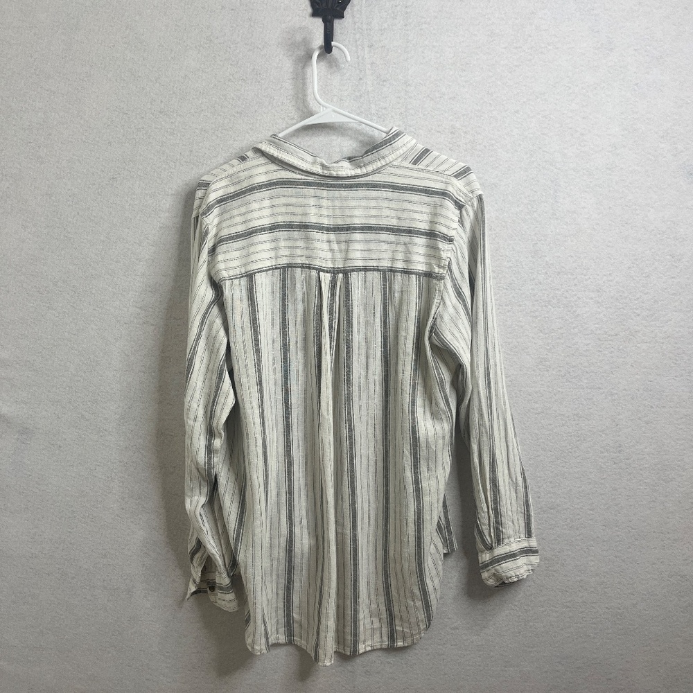 Striped Button Down Shirt Cream Gray Pocket Top - Picture 2 of 5